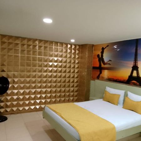 Hotel El Playon Medellín Exteriör bild